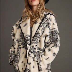 12th Tribe Cream & Black Patterned Teddy Jacket